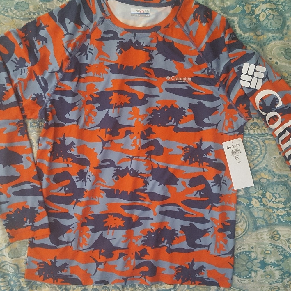 Columbia Omni Shade uv blocking rash guard